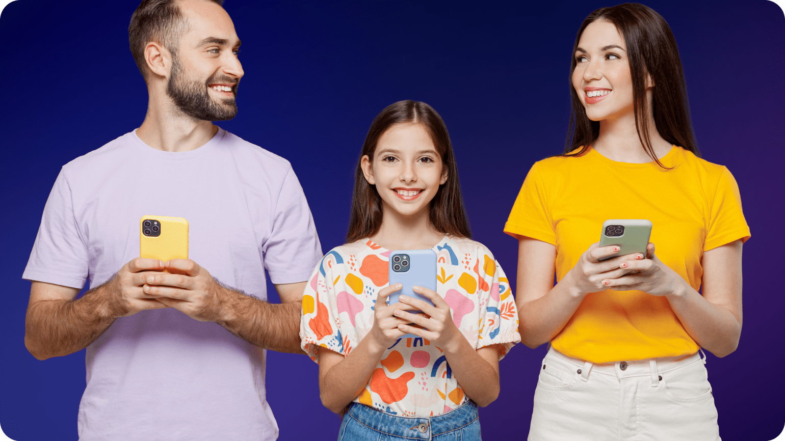 Recevoir les SMS d'un autre portable sur le mien gratuitement : est-ce possible ? Guide légal + comparatif Sphnix, mSpy, Eyezy (2026)